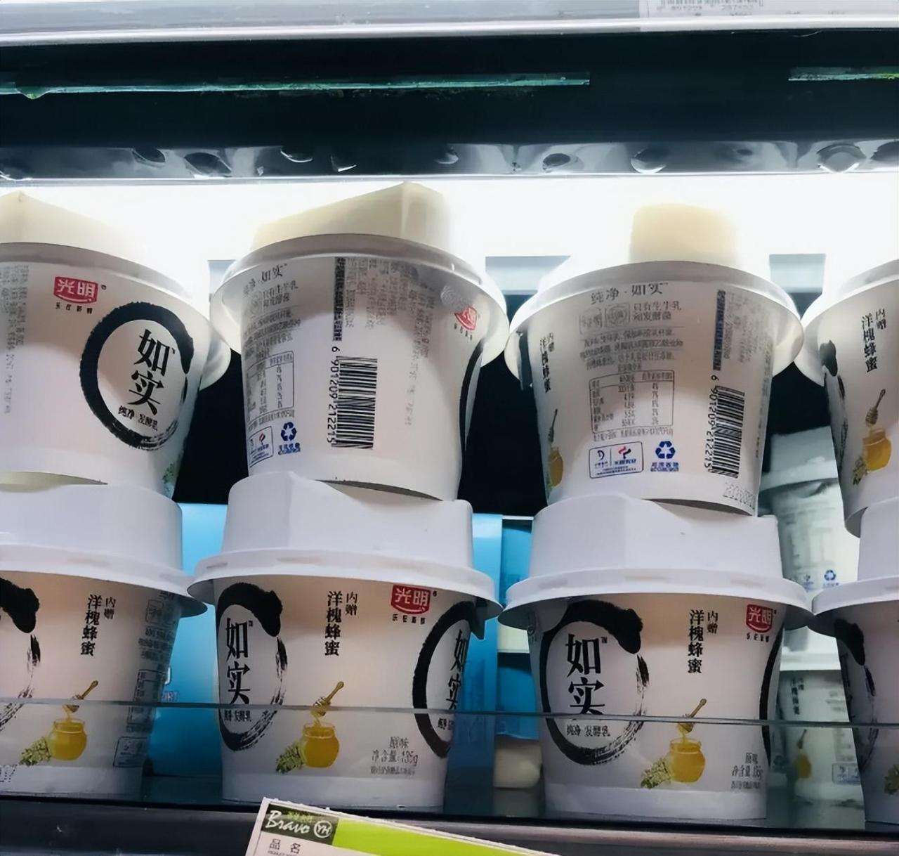 顾客买酸奶过期1分钟索赔1000元，买完就索赔又是职业打假人吗？