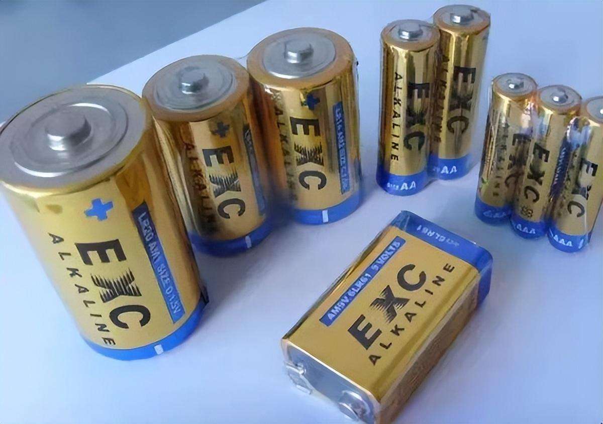 干电池的电压是多少伏（干电池实际电压范围）